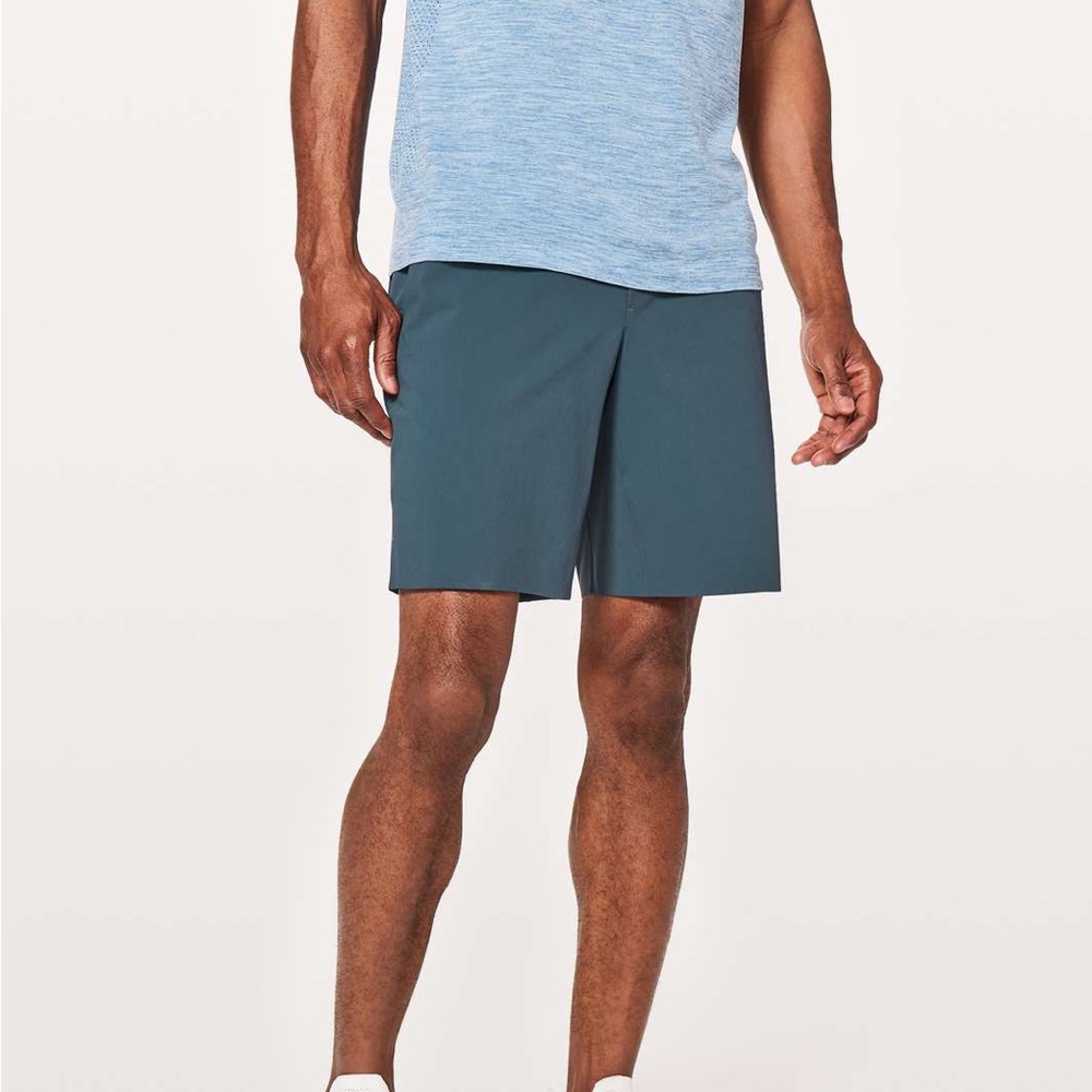 Lululemon T.H.E. Short License to Train 9”